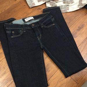 Textile Elizabeth and James Jeans